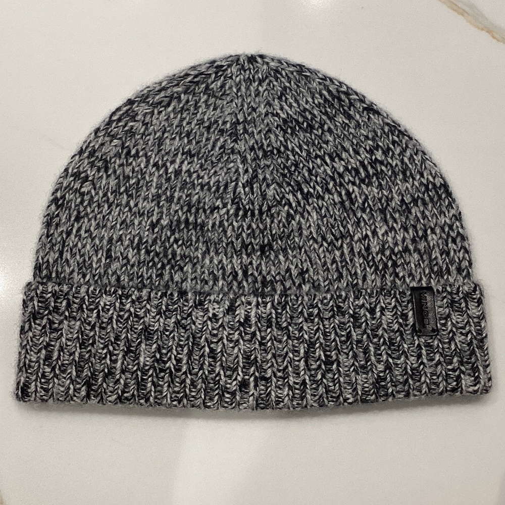 VINCE Men’s Cashmere Shaker-Stitch Beanie, Black/White